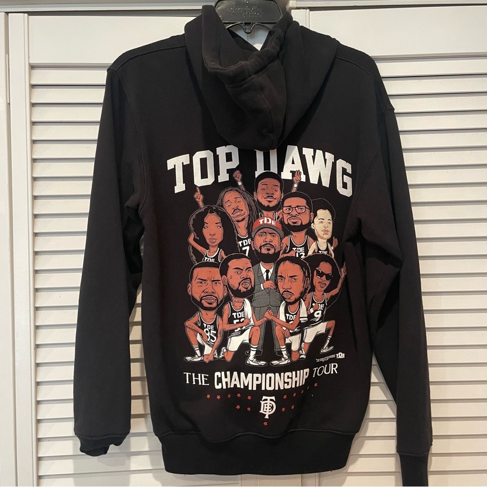 TDE Championship Tour Hoodie Size Small